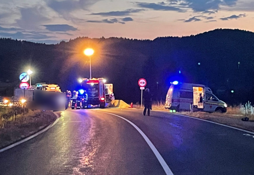 Schwerer Verkehrsunfall nahe der Jörg-Haider-Brücke